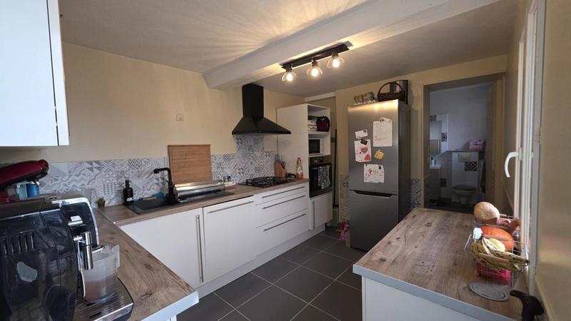 Maison - 83 m² - 5 pièces