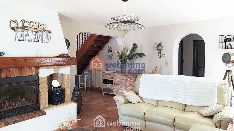 Maison - 200 m² - 10 pièces