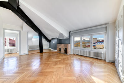 Appartement - 176 m² - 5 pièces