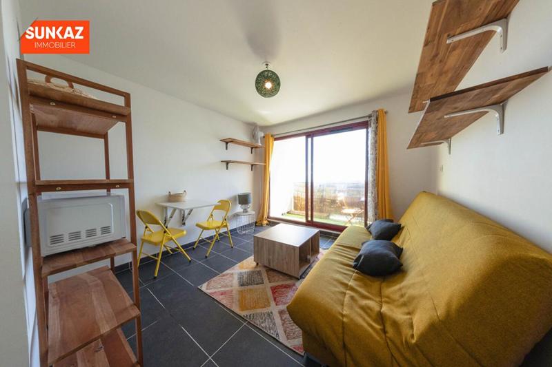 Studio - 25 m² - 1 pièce