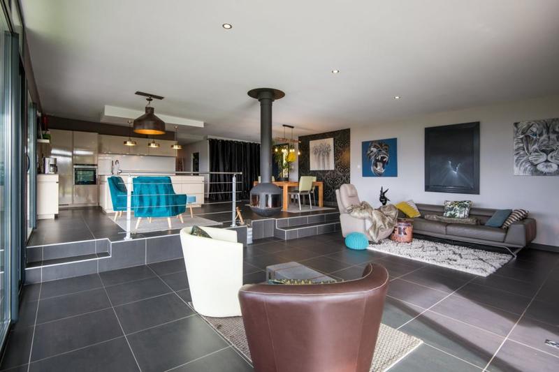 Maison - 194 m² - 5 pièces