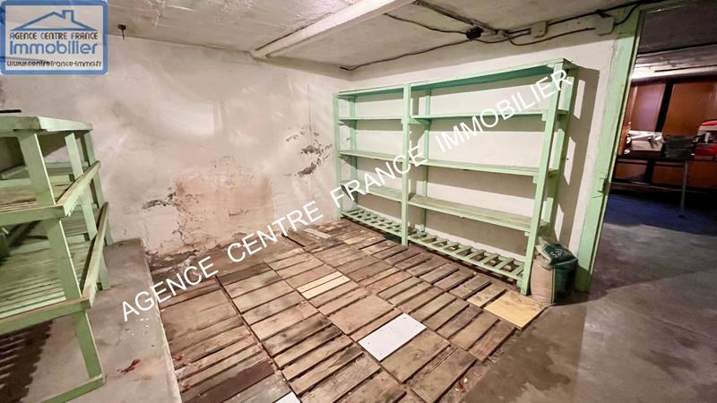 Maison - 99 m² - 5 pièces