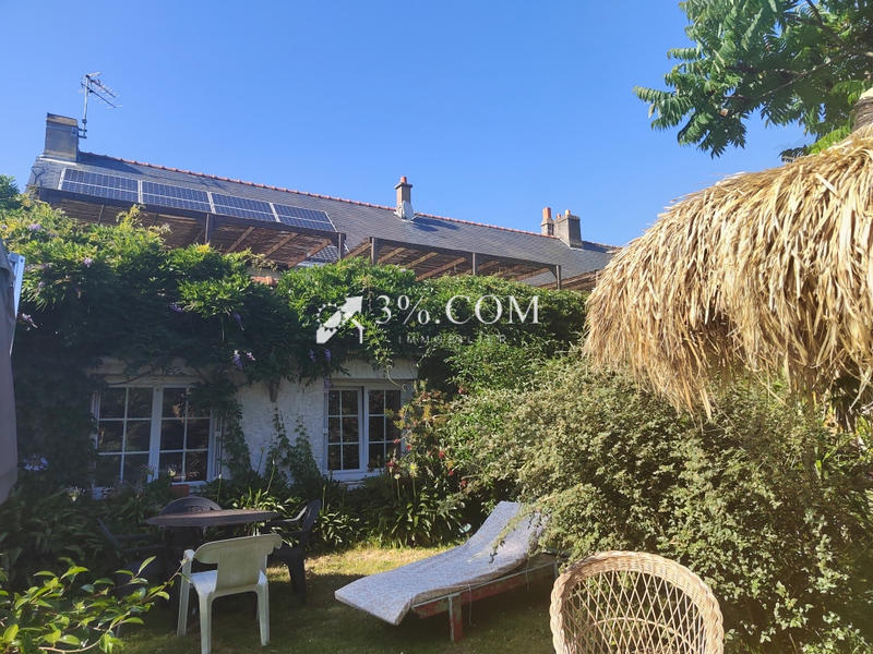 Maison - 290 m² - 9 pièces