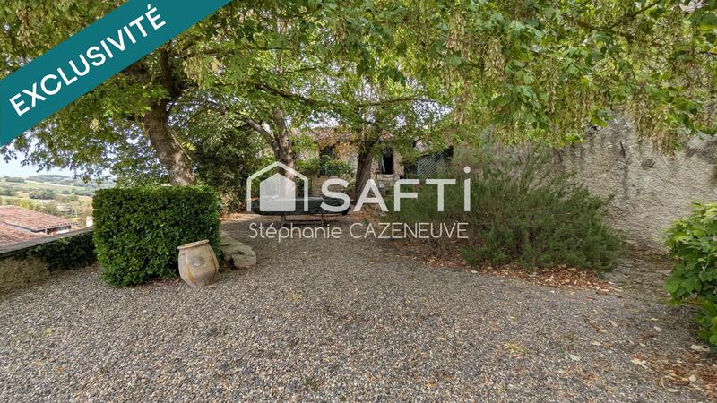 Maison - 233 m² - 9 pièces