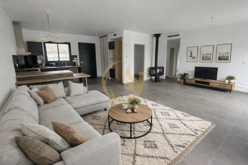 Maison - 88 m² - 4 pièces