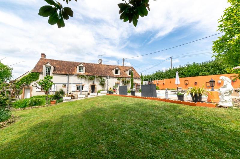 Longère - 337 m² - 12 pièces