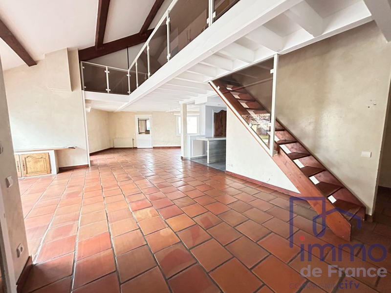 Villa - 300 m² - 9 pièces