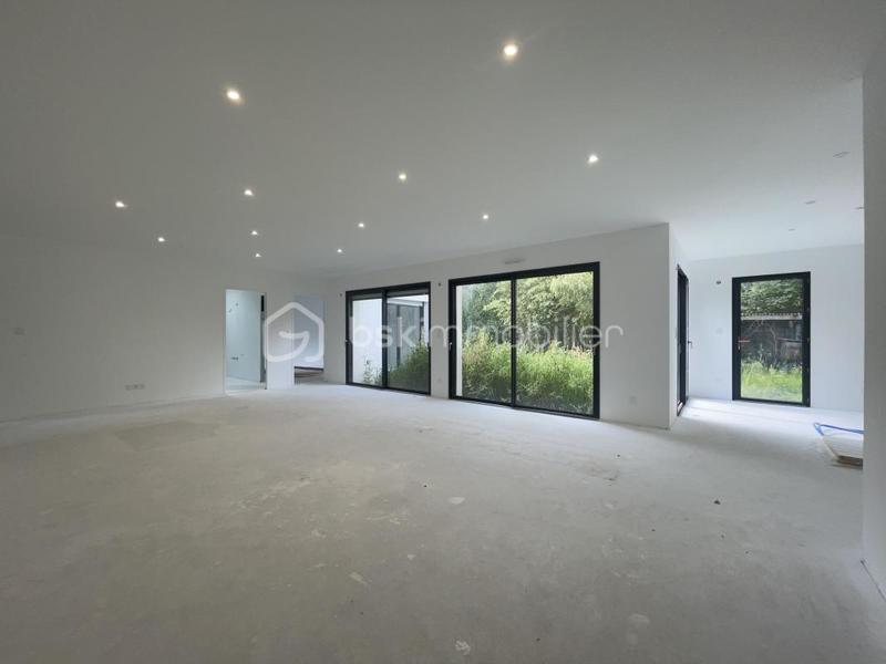 Maison - 134 m² - 6 pièces