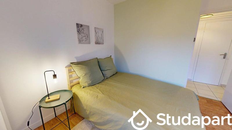 Chambre - 9 m² - 1 pièce