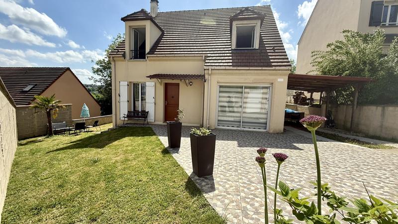 Maison - 113 m² - 6 pièces