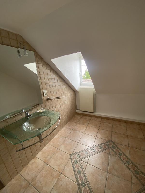 Maison - 247 m² - 9 pièces