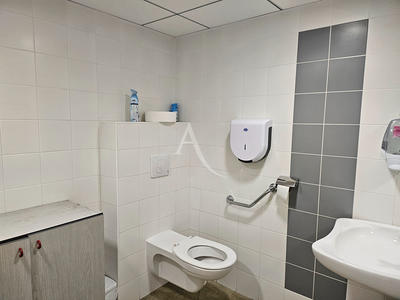 Local commercial - 100 m²