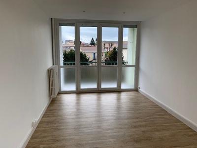 Appartement - 83 m² - 4 pièces