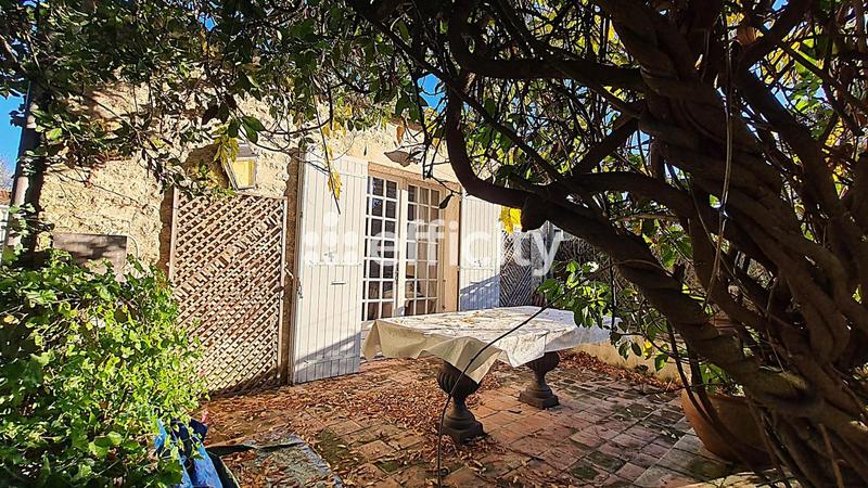 Maison en pierre - 160 m² - 8 pièces