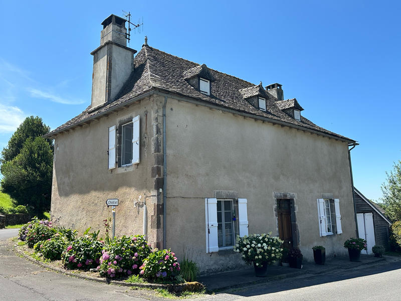 Maison ancienne - 153 m² - 5 pièces