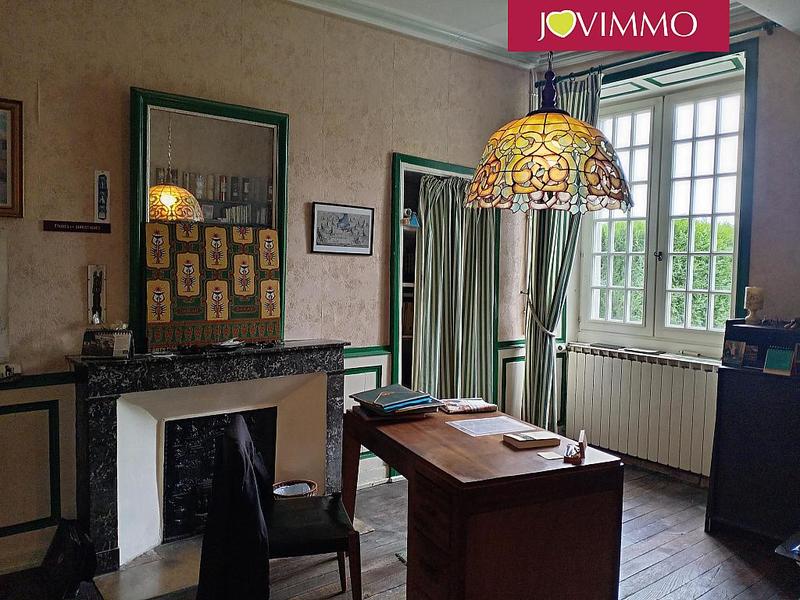 Maison - 215 m² - 8 pièces