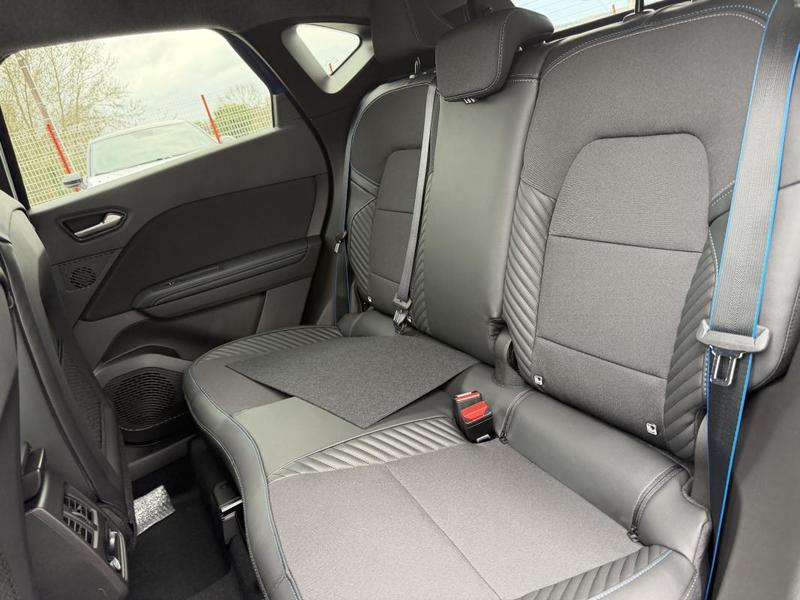 Renault Captur E-Tech full hybrid 160 ch esprit Alpine