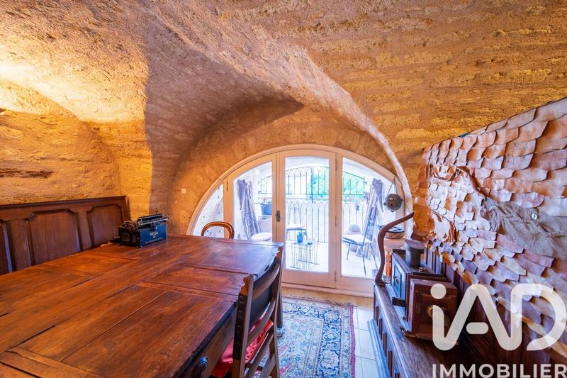 Maison - 345 m² - 10 pièces