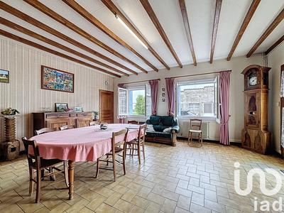 Maison - 255 m² - 9 pièces