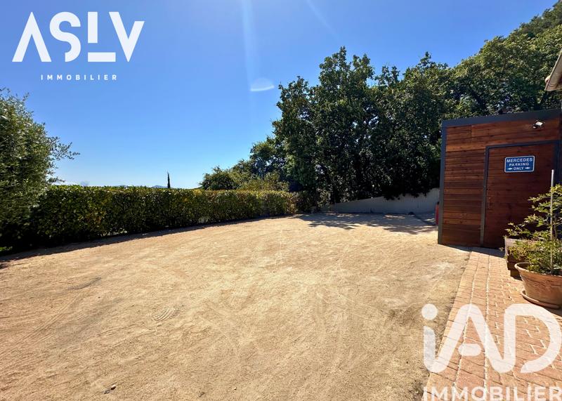 Maison - 170 m² - 6 pièces