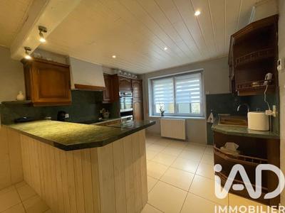 Maison - 182 m² - 7 pièces