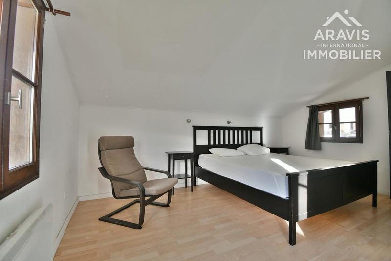 Corps de ferme - 360 m² - 5 pièces