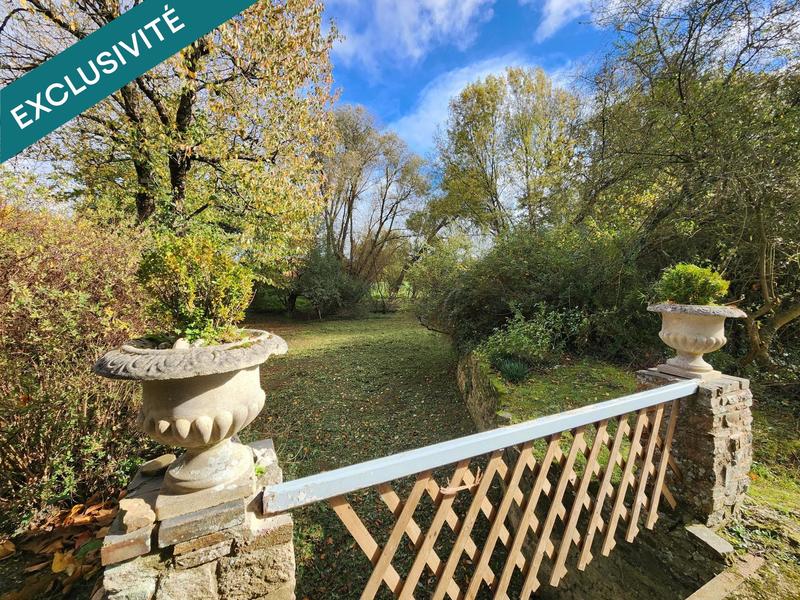 Maison - 219 m² - 9 pièces