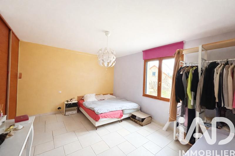 Maison - 213 m² - 7 pièces