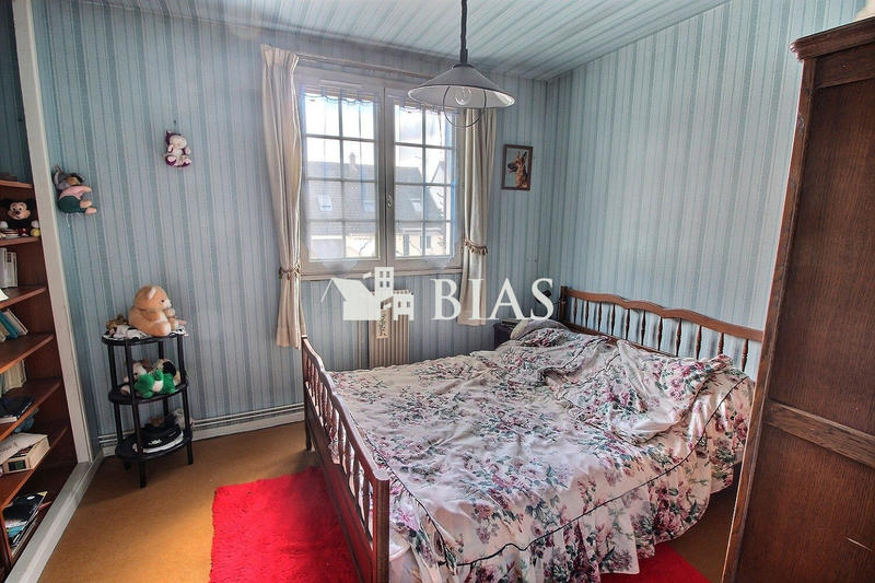 Maison - 91 m² - 4 pièces