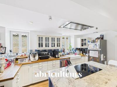 Maison de ville - 135 m² - 4 pièces
