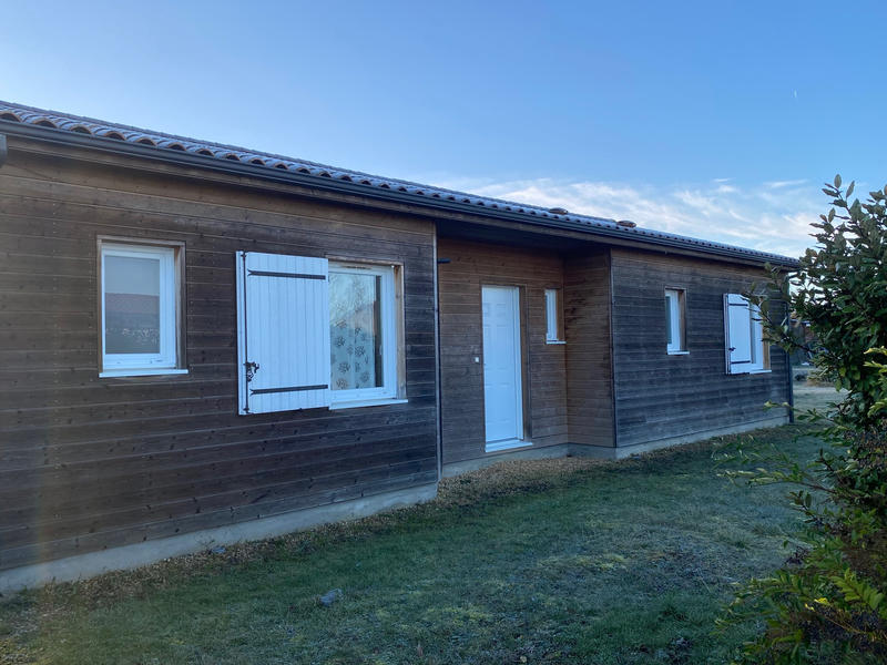 Maison - 93 m² - 5 pièces