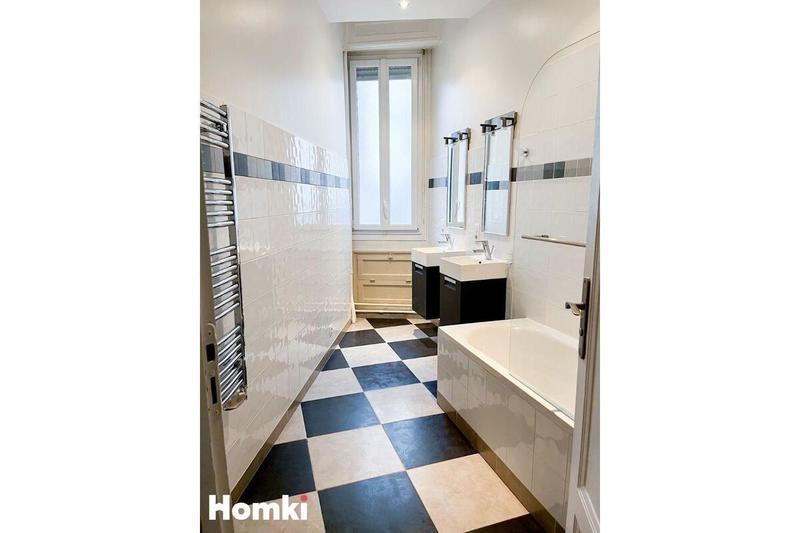 Appartement - 77 m² - 3 pièces