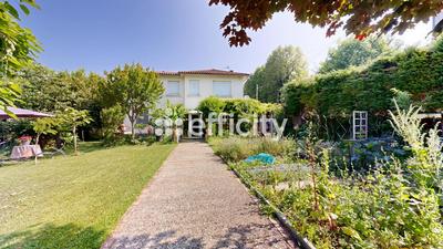 Maison - 150 m² - 6 pièces