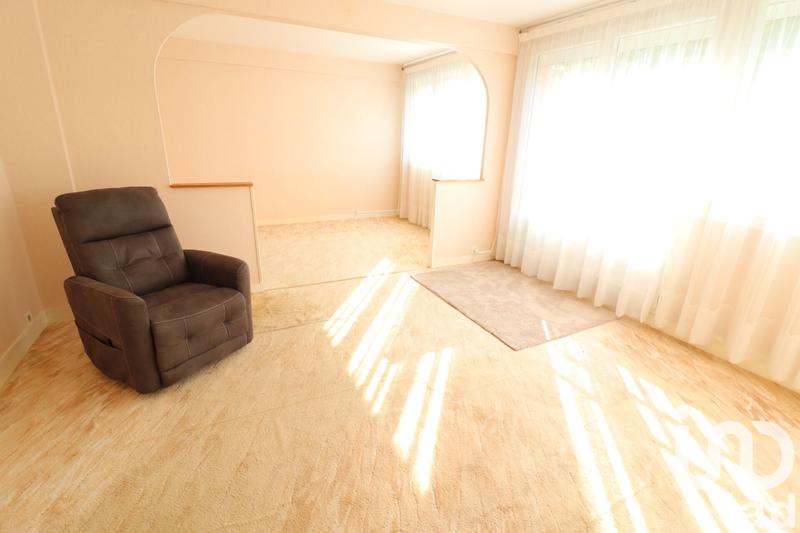 Appartement - 80 m² - 5 pièces