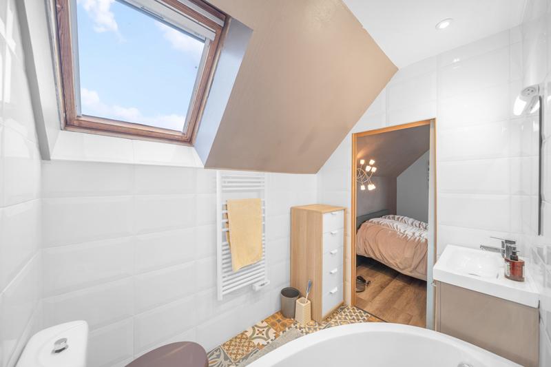 Maison - 115 m² - 6 pièces