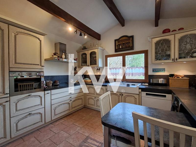 Maison - 97 m² - 4 pièces