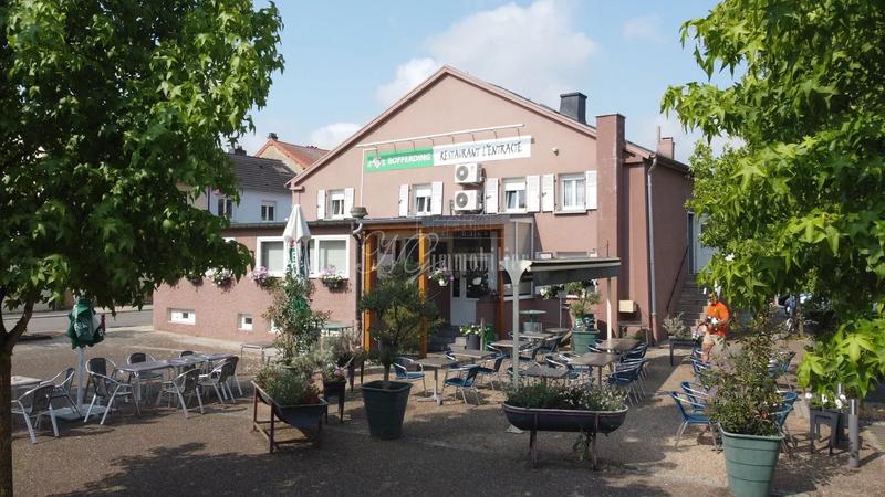 Immeuble mixte - 10 pièces