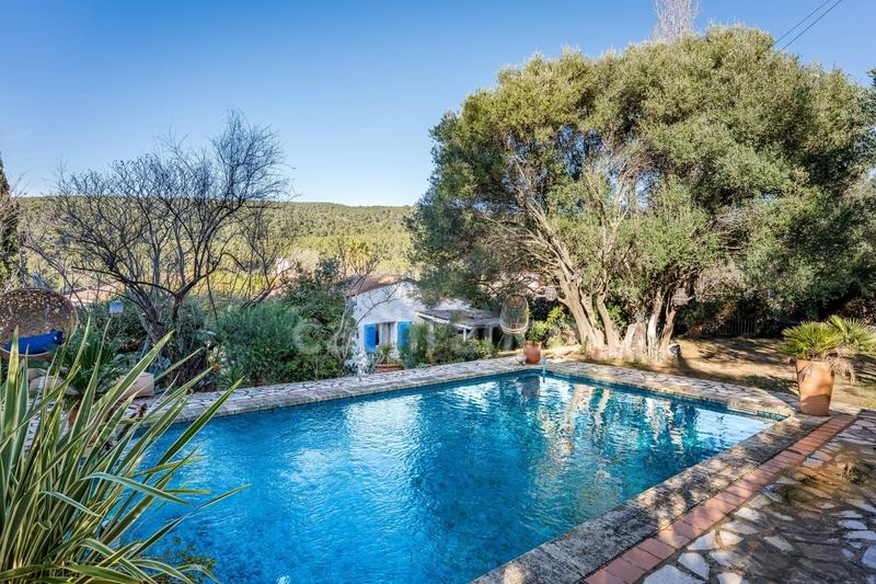 Maison - 120 m² - 4 pièces