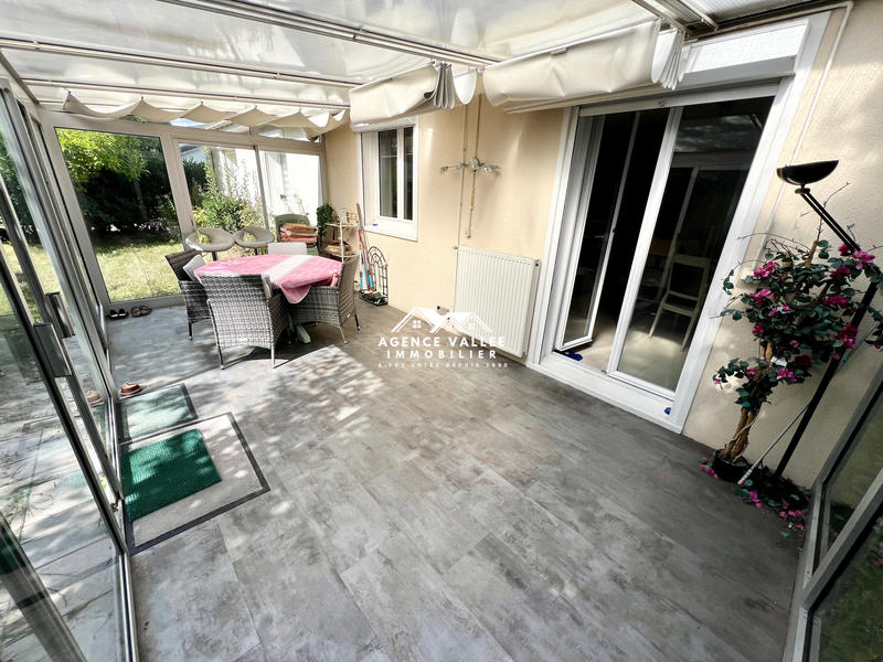 Maison - 137 m² - 8 pièces