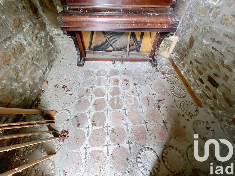 Maison - 220 m² - 5 pièces