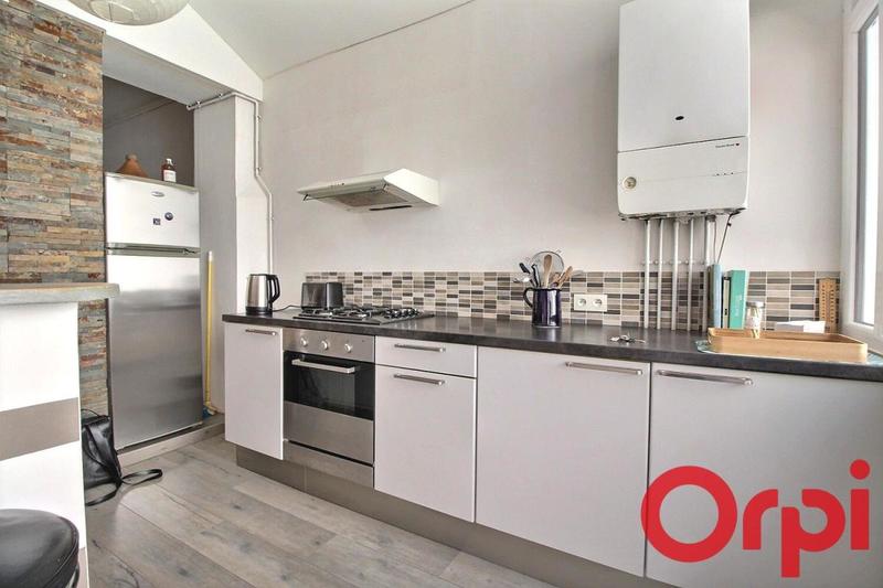 Appartement - 95 m² - 3 pièces