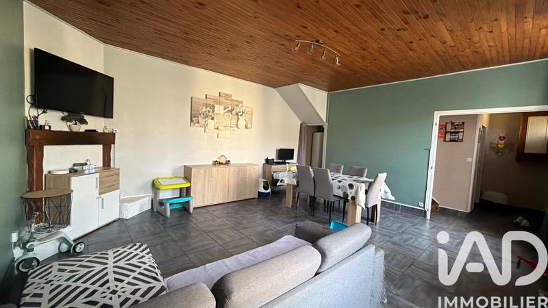 Maison - 93 m² - 4 pièces