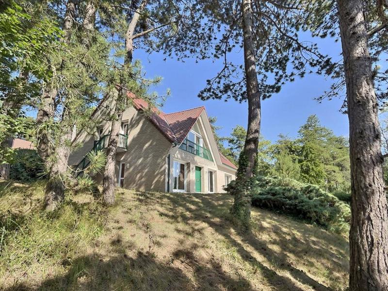 Villa - 250 m² - 10 pièces