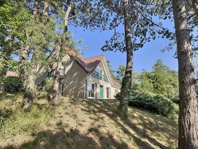 Villa - 250 m² - 10 pièces