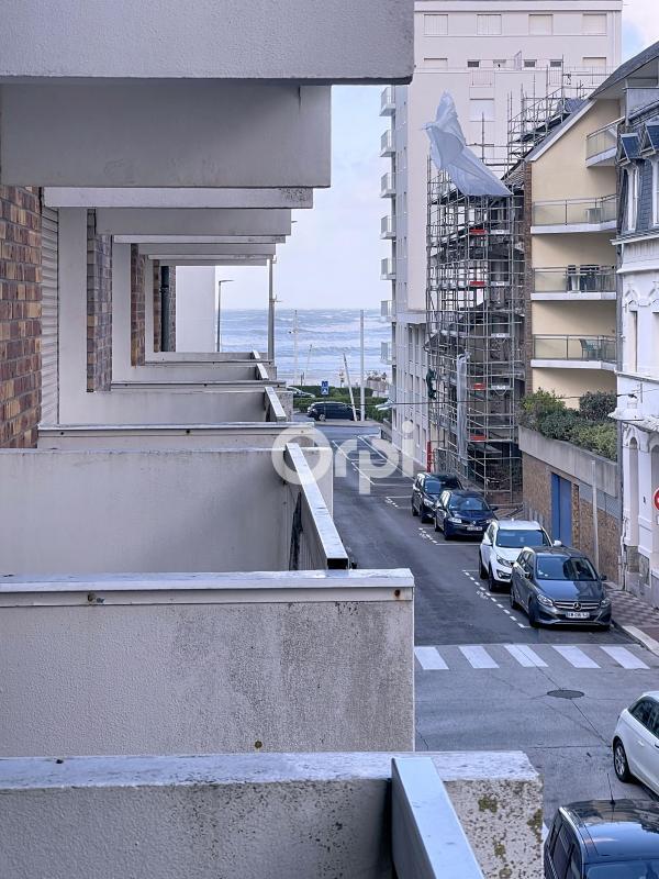 Studio - 25 m² - 1 pièce