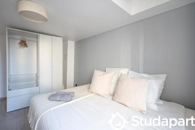 Chambre - 9 m² - 1 pièce