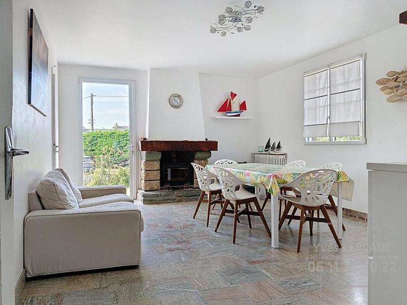 Maison - 115 m² - 9 pièces