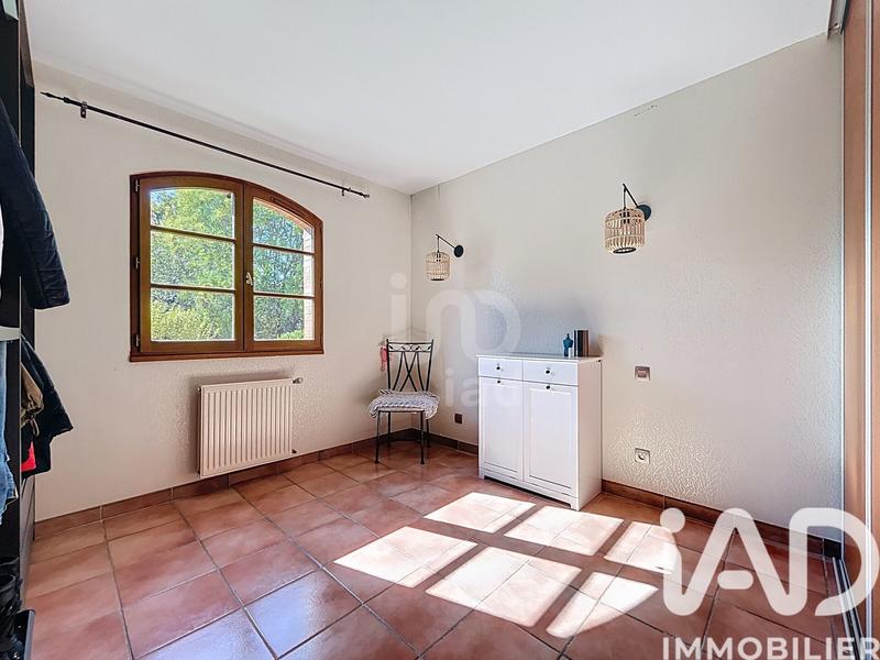 Maison - 206 m² - 9 pièces