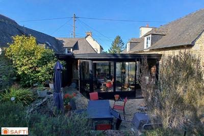 Maison - 149 m² - 8 pièces