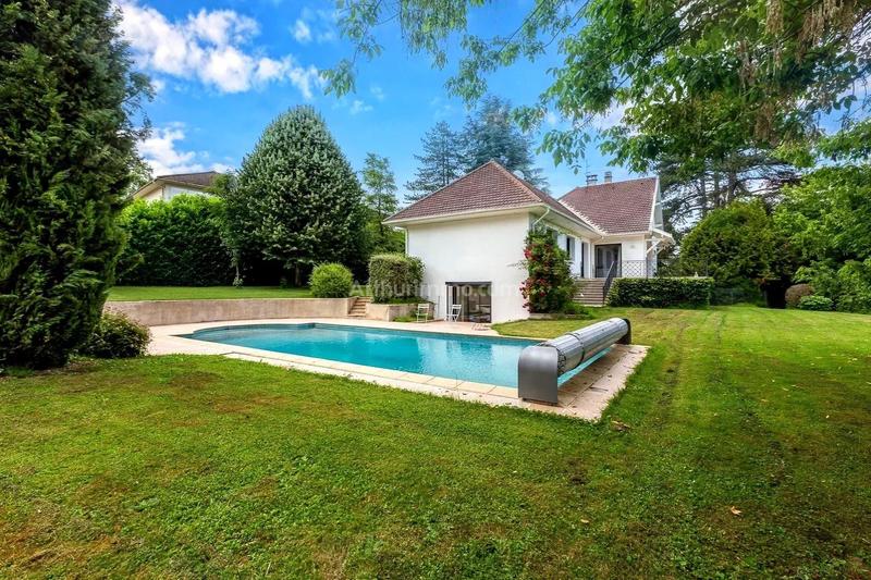 Maison - 193 m² - 7 pièces